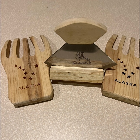 ALASKAN Salad Toss and Serve Utensils and Blade Cutter -Wood and Metal -3 pieces - Picture 1 of 5